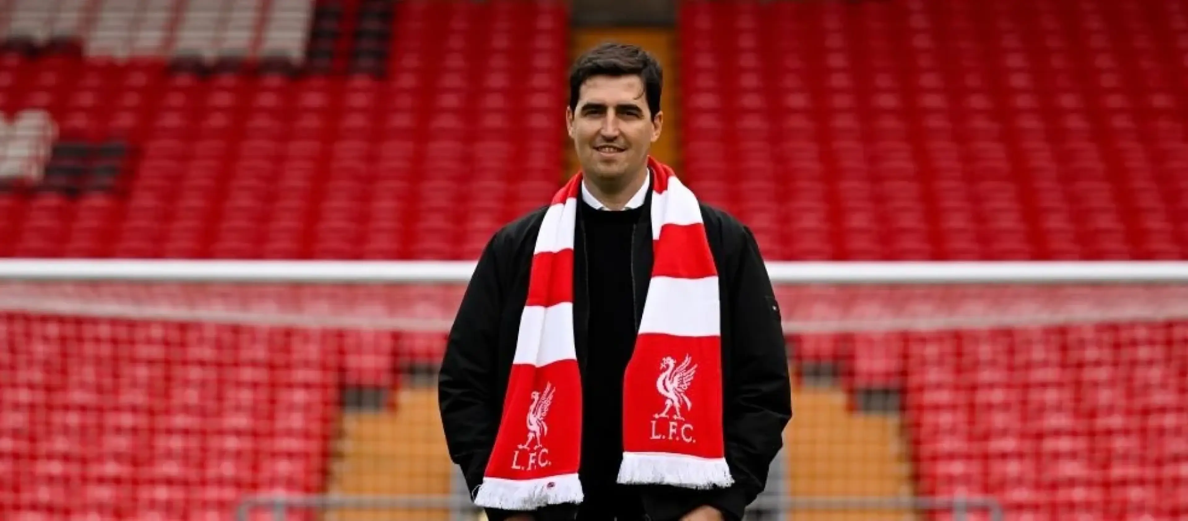 Andoni Iraola es presentado como el nuevo técnico de Liverpool FC
